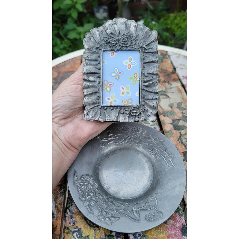 Victorian Pewter Picture Frame – Floral Rose Design, 3x2 Photo - Plus Plate